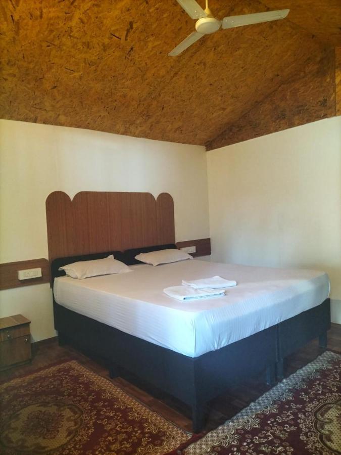 Resort Dreams Of Palolem Beach Huts Goa